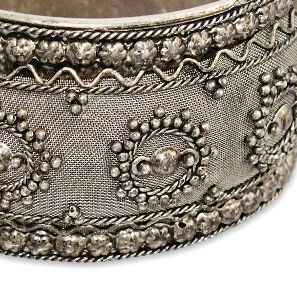 Vintage Bohemian Clamper Bracelet Silver Tone Wide Hinged Bangle Granulated - Picture 2 of 5